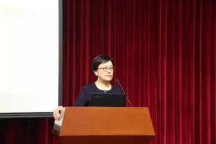 魯昕會長到珠海城市職業(yè)技術(shù)學(xué)院調(diào)研并作報告