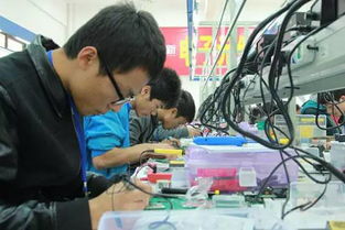 珠海這所大學(xué)據(jù)說(shuō)盛產(chǎn)最牛高職生,學(xué)生們拿獎(jiǎng)都拿到手軟